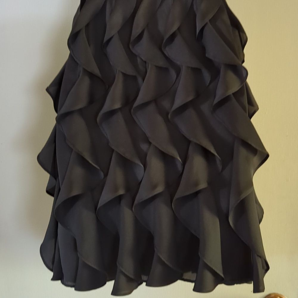 - Lauren Conrad Black Strapless Ruffle Front Dress - Picture 7 of 11